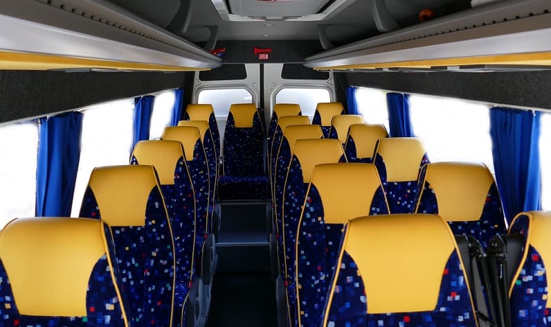 Italy: Coach order in Apulia in Apulia and Trani